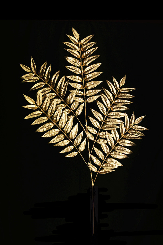 FLOWER FLOWERS ARTIFICIAL ARTIFICIALS SPRAY SPRAYS SPRAIE STEM STEMS GOLD GOLDS SOLID SOLIDS ASH ASHES LEAVES LEAFE LEAVE WITH WITHS BRANCHES BRANCH BRANCHE