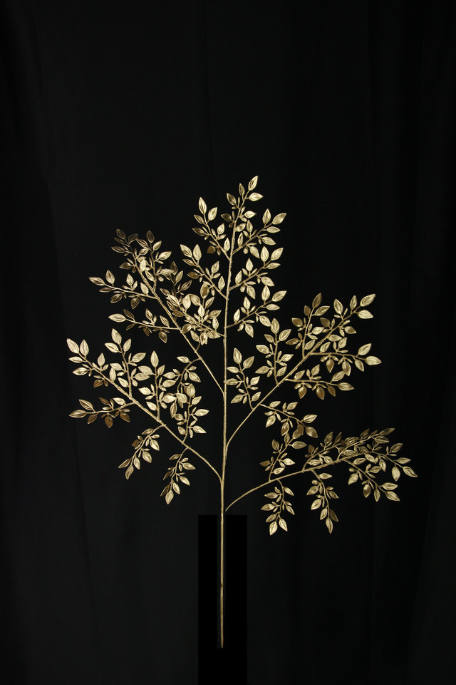 FLOWER FLOWERS ARTIFICIAL ARTIFICIALS SPRAY SPRAYS SPRAIE STEM STEMS GOLD GOLDS SOLID SOLIDS ITALIAN ITALIANS RUSCUS RUSCU WITH WITHS LEAF LEAFS