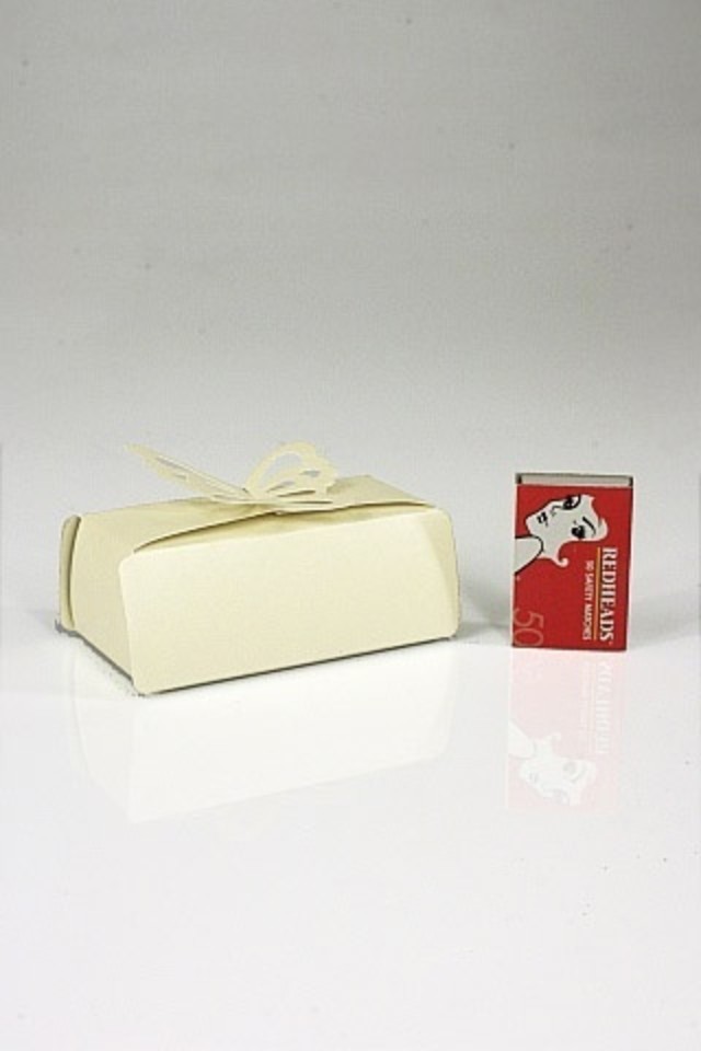 CONTAINER CONTAINERS BOX BOXES BOXE CAKE CAKES BONBONERIE BONBONERIES BONBONERY BOMBONIERE BOMBONIERES BONBONIERE BONBONIERES BONBONNIERE BONBONNIERES BUTTERFLY BUTTERFLIES BUTTERFLIE CAKE-BOX CAKE-BOXES EMBOSSED EMBOSSEDS (105 (105S 60MMH) 60MMH)S WEDDING/RECEPTION WEDDING/RECEPTIONS BRIDE BRIDES BRIDAL BRIDALS