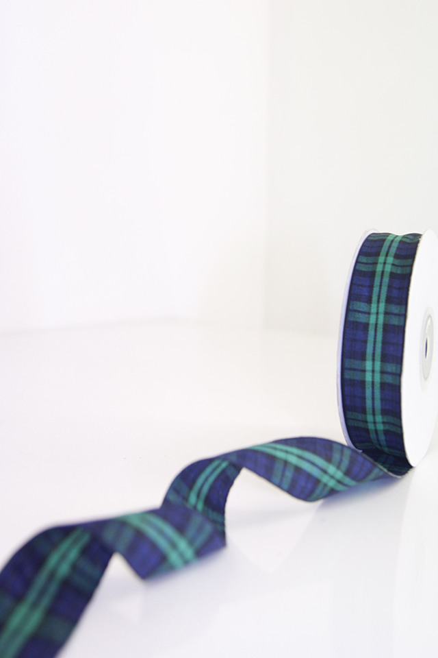 RIBBON RIBBONS CHRISTMAS CHRISTMA XMAS XMA RRIBBON RRIBBONS TARTAN TARTANS PLAID PLAIDS MM MMS