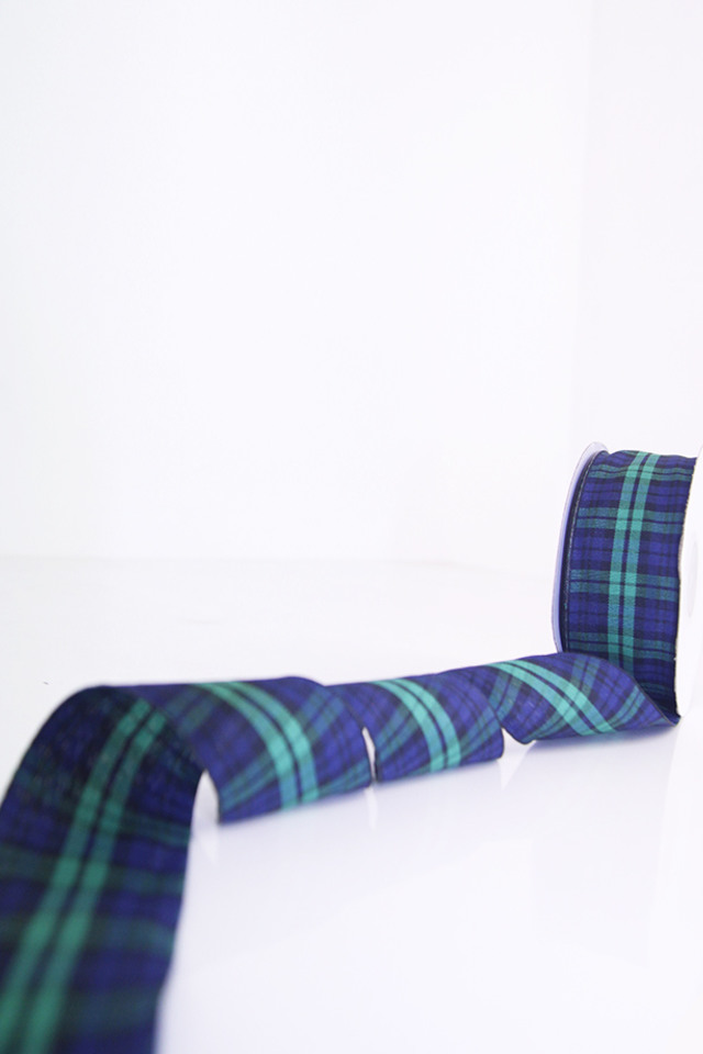 RIBBON RIBBONS CHRISTMAS CHRISTMA XMAS XMA RRIBBON RRIBBONS TARTAN TARTANS PLAID PLAIDS MM MMS