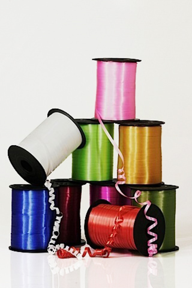 RIBBON RIBBONS TIE TIES TY CURLING CURLINGS CURL CURLS BALLOON BALLOONS METALLIC METALLICS CRIMPED CRIMPEDS 5MM 5MMS X500YD X500YDS