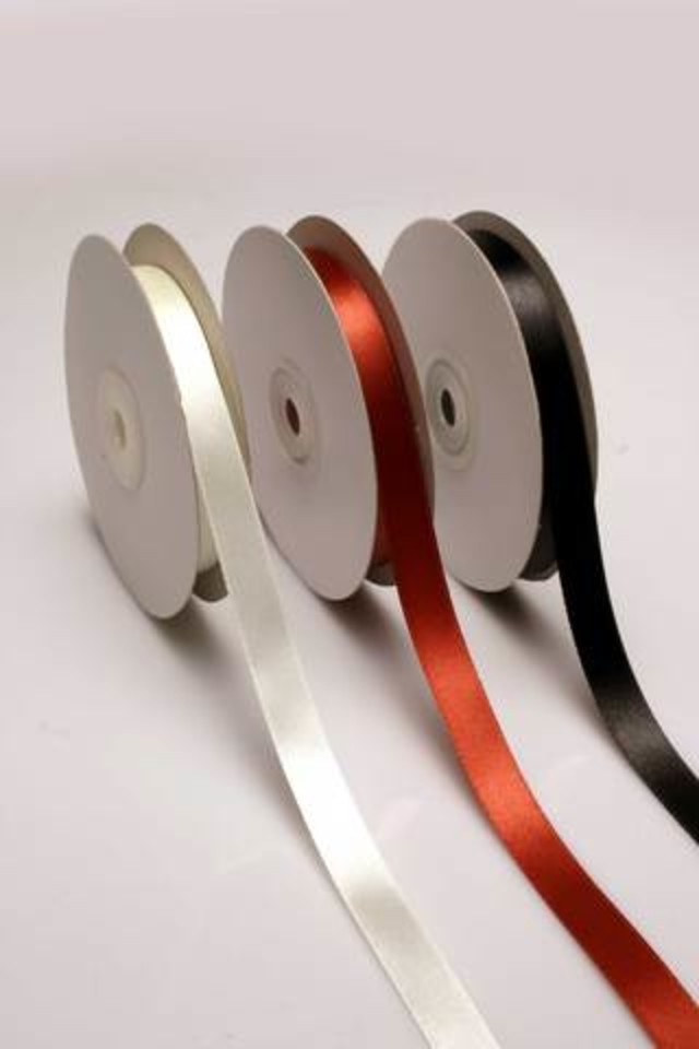 RIBBON RIBBONS SATIN SATINS CUT CUTS EDGE EDGES SINGLE SINGLES DOUBLE DOUBLES FACE FACES FACED FACEDS EDGED EDGEDS WOVEN WOVENS 1F 1FS 12MMX36YD 12MMX36YDS SPECIAL SPECIALS IMPORTED IMPORTEDS